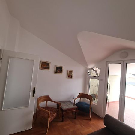 Nerina Apartment Petrovac Luaran gambar