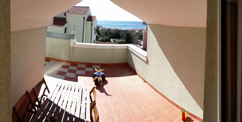 Nerina Apartment Petrovac Luaran gambar