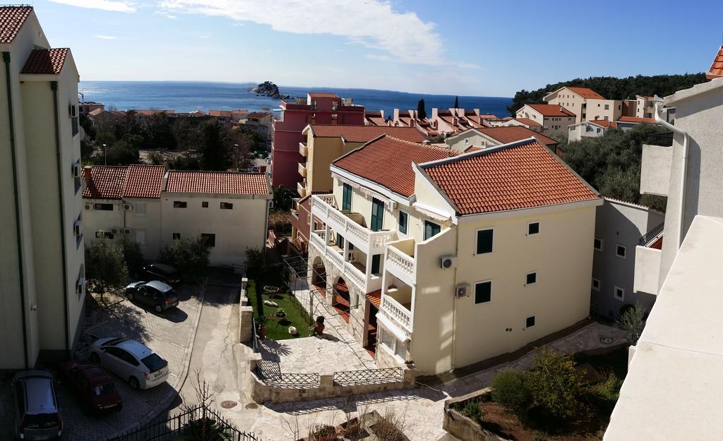 Nerina Apartment Petrovac Luaran gambar