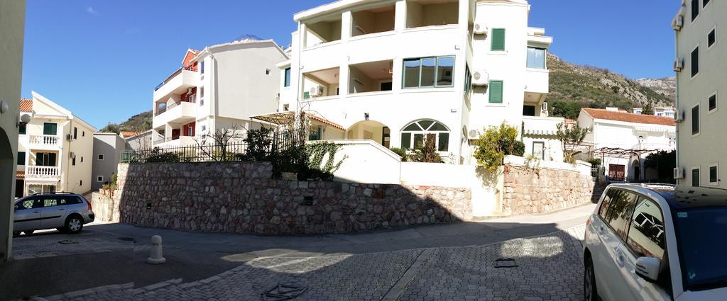 Nerina Apartment Petrovac Luaran gambar