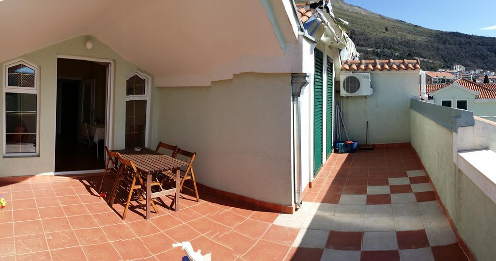 Nerina Apartment Petrovac Luaran gambar