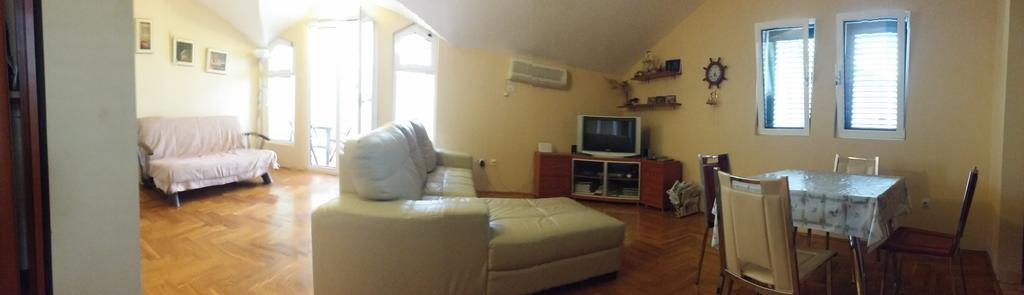 Nerina Apartment Petrovac Luaran gambar